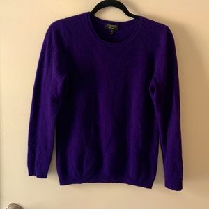 100% cashmere purple pullover womens sweater. LIKE NEW!